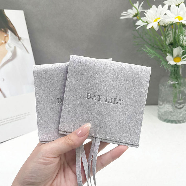 100pcs Microfiber Jewelry Envelope Pouches with Flap – Custom Debossed Logo, Minimalist Jewelry Gift Packaging | Wholesale
