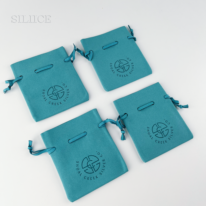 100pcs Custom Logo Microfiber Drawstring Jewelry Pouch – Gift-Style Packaging for Earrings, Necklaces and Rings | Wholesale