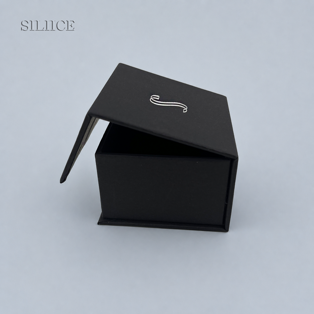 100Pcs Custom Logo Paper Flip Lid Jewelry Ring Boxes Wholesale – Small Magnetic Gift Packaging for Engagement Rings, Wedding Bands & Proposal