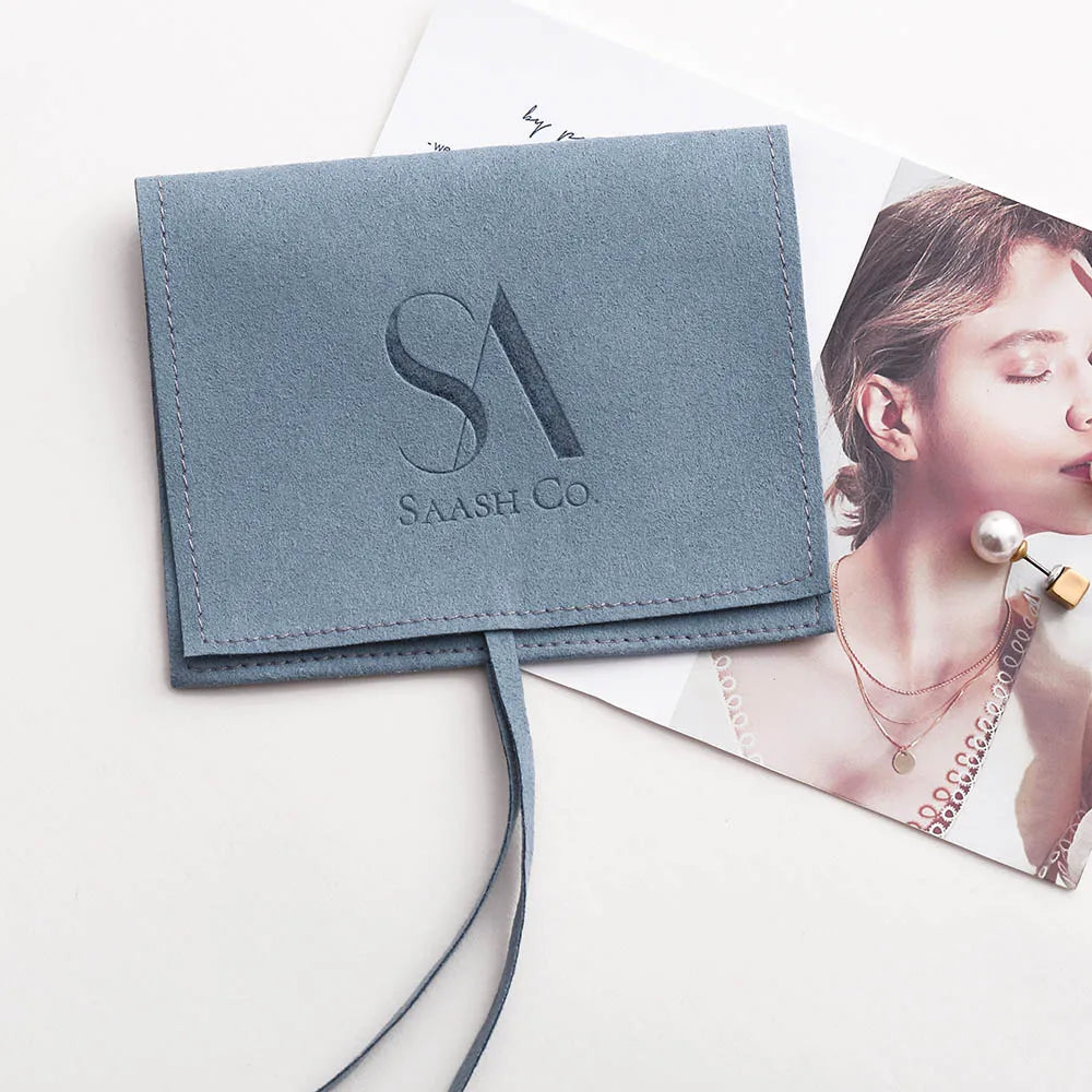 100pcs Wholesale Custom Jewelry Envelope Pouches – Rectangular Microfiber Bracelet, Earrings & Ring Bags with Flap & Embossed Logo