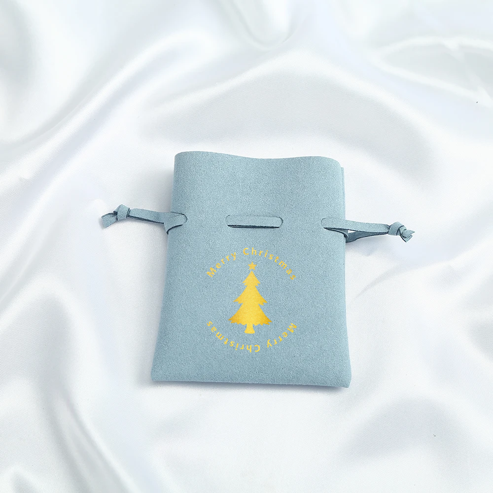 100pcs Wholesale Christmas Special Edition Microfiber Drawstring Jewelry Pouches – Holiday Gift with Gold-Foil Christmas Design