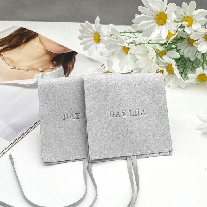 100pcs Microfiber Jewelry Envelope Pouches with Flap – Custom Debossed Logo, Minimalist Jewelry Gift Packaging | Wholesale