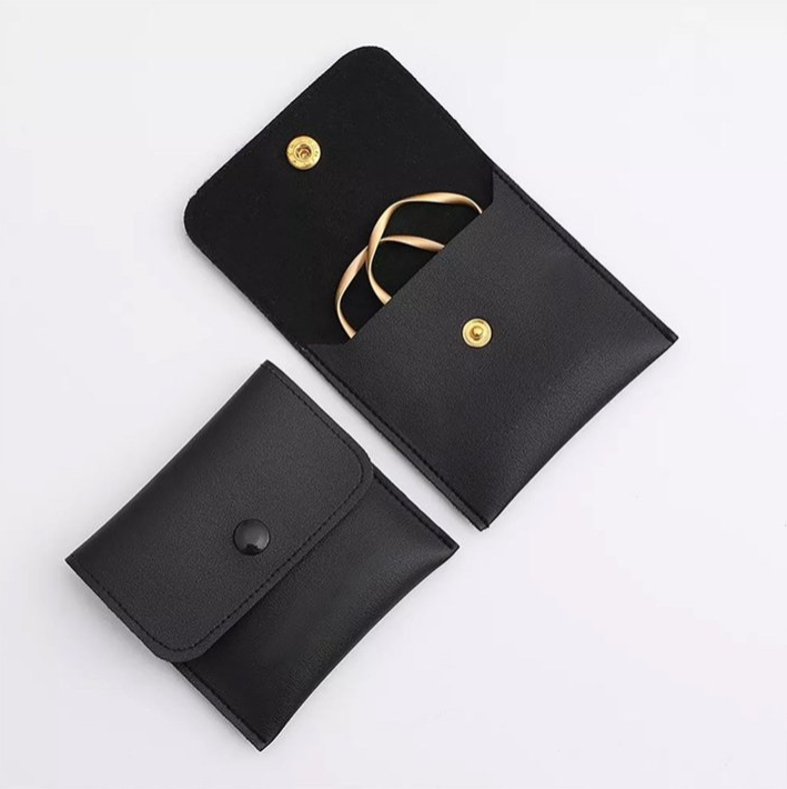 100pcs Wholesale Custom Faux Leather Jewelry Pouches – PU Gift Bags with Snap Button & Logo for Rings, Earrings & Necklaces