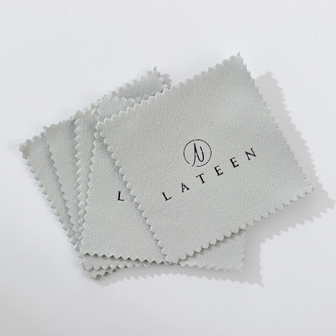 Accessories Wholesale: Custom Logo Embossed Microfiber Silver Polishing Cloth – Jewelry Cleaning & Maintenance for Rings, Necklaces, Earrings, Bracelets