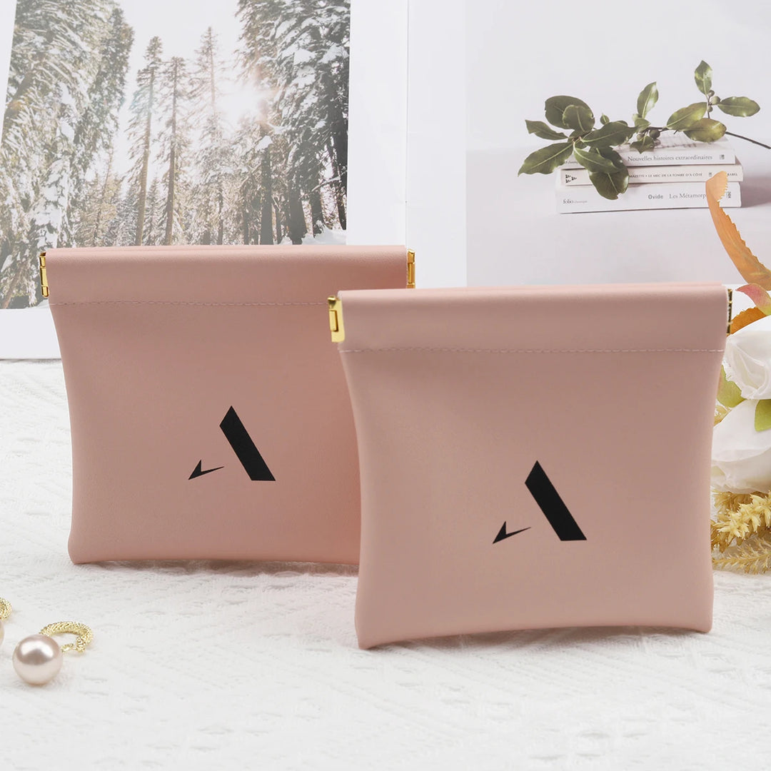 100pcs Wholesale Custom Logo PU Leather Magnetic Jewelry Pouches – Silk Screen Printing Gift & Boutique Packaging