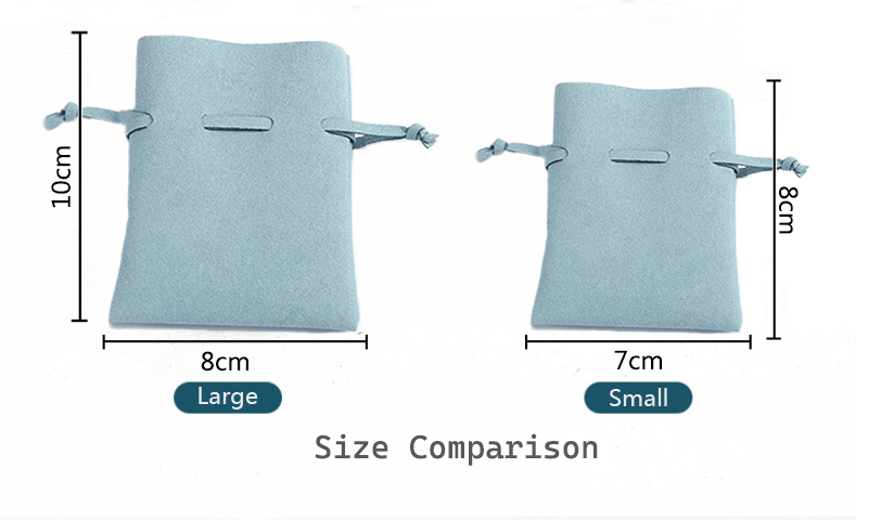 100pcs Wholesale Christmas Special Edition Microfiber Drawstring Jewelry Pouches – Holiday Gift with Gold-Foil Christmas Design