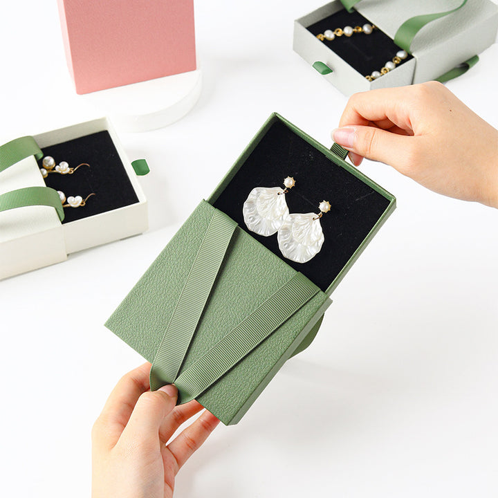 100pcs Custom Handheld Jewelry Boxes with Ribbon Handle – Sliding Drawer Paper Boxes for Jewelry, Wholesale, 3.54 × 3.54 in