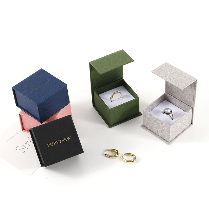 100Pcs Custom Logo Paper Flip Lid Jewelry Ring Boxes Wholesale – Small Magnetic Gift Packaging for Engagement Rings, Wedding Bands & Proposal