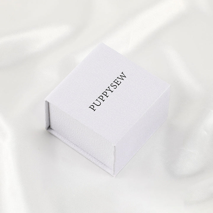 100Pcs Custom Logo Paper Flip Lid Jewelry Ring Boxes Wholesale – Small Magnetic Gift Packaging for Engagement Rings, Wedding Bands & Proposal