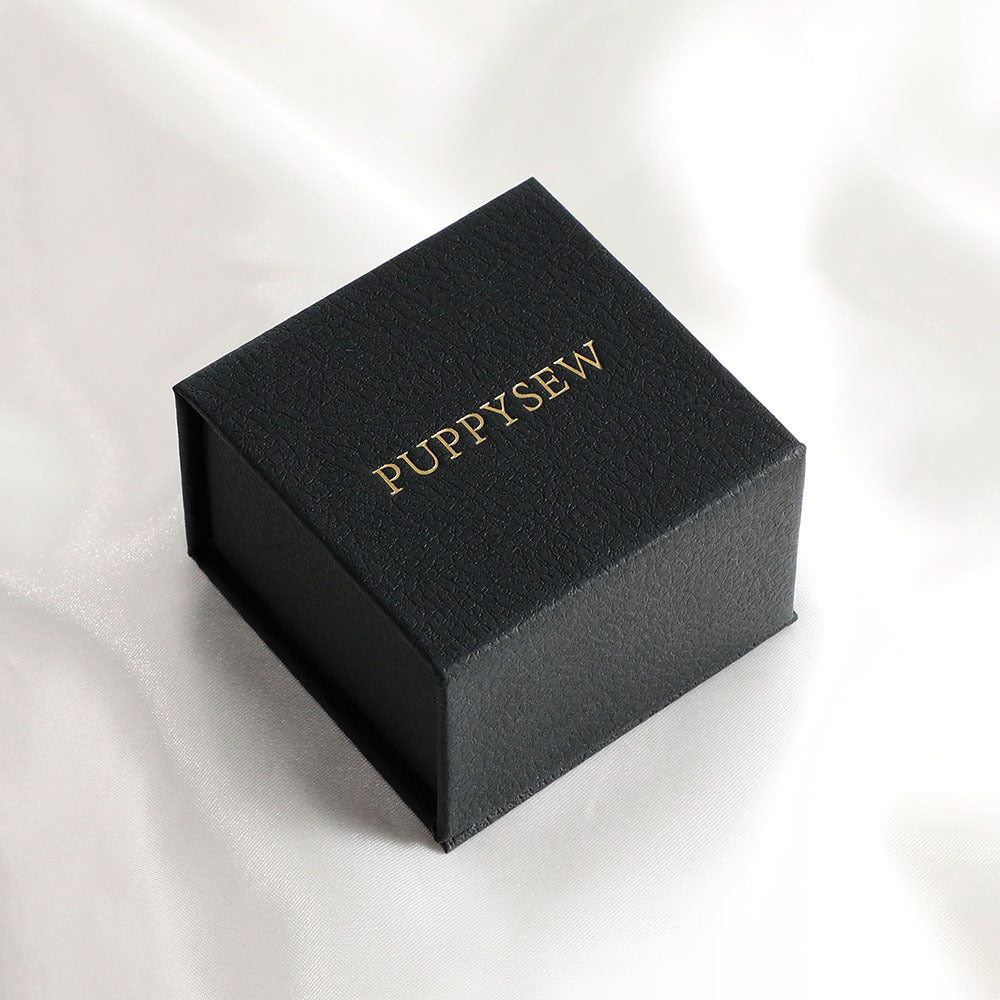 100Pcs Custom Logo Paper Flip Lid Jewelry Ring Boxes Wholesale – Small Magnetic Gift Packaging for Engagement Rings, Wedding Bands & Proposal