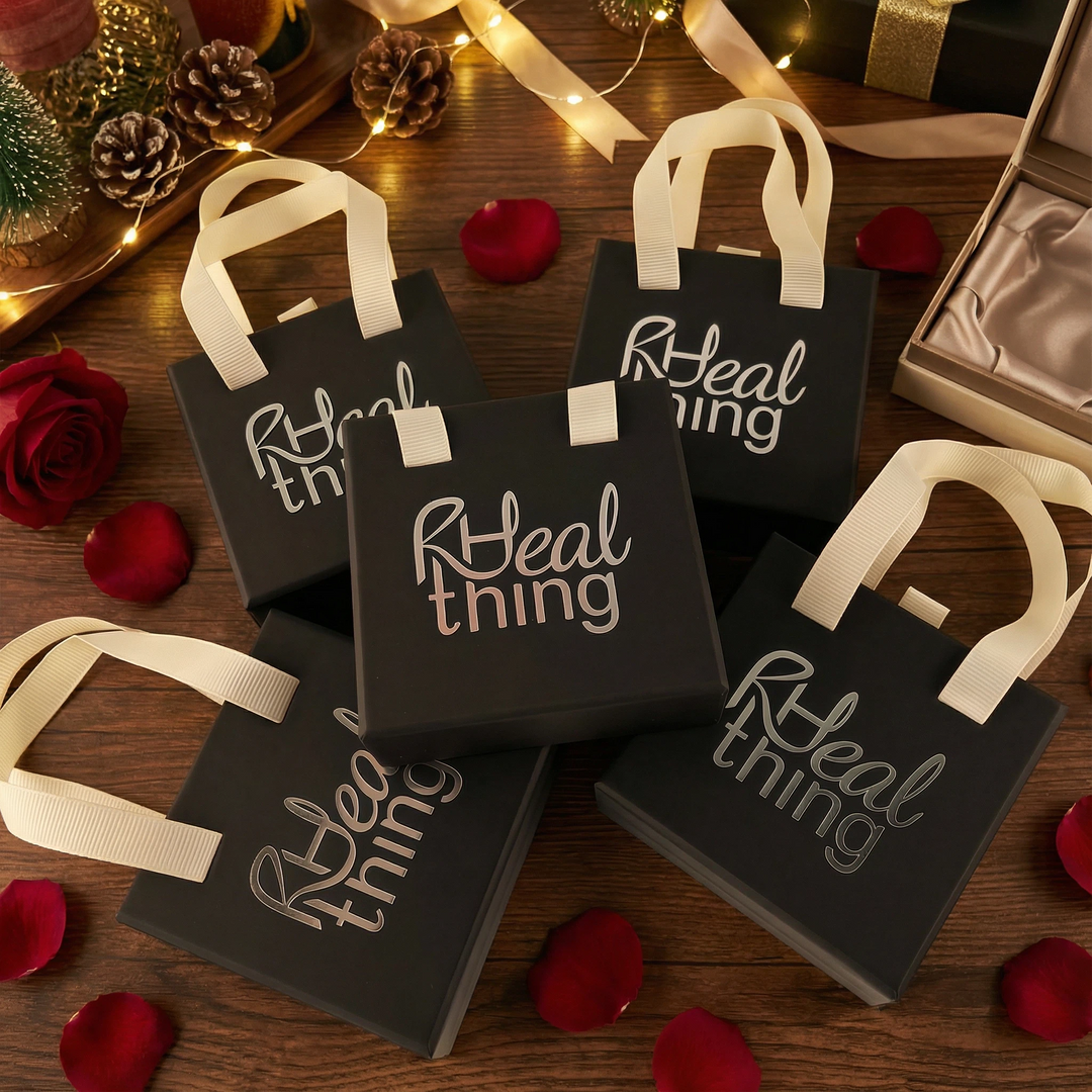 100pcs Custom Sliding Paper Drawer Jewelry Boxes with Ribbon Handle & Pouch – Wholesale Handheld Jewelry Box, 3.54×3.54 in