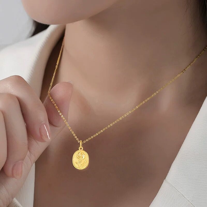 Solid 18K Gold Rose Necklace