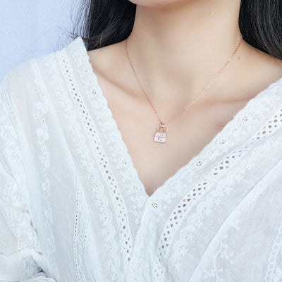 Solid 14K Gold Fashion Handbag Necklace